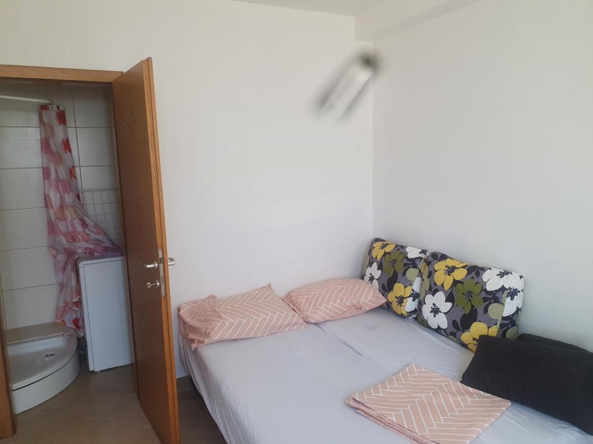 Small Studio Mali Lošinj Exterior foto